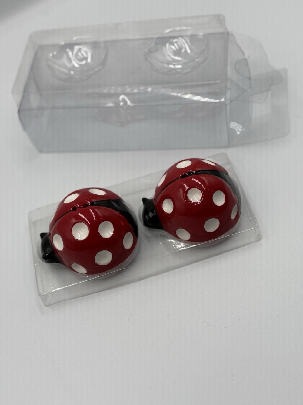 Lady Bug Salt and Pepper Shakers, Black and Red w/ White spots, 2 inches tall